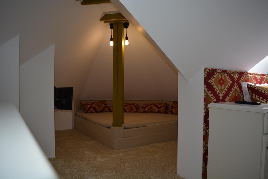 Conacul Bratescu Hotel Törcsvár Kültér fotó